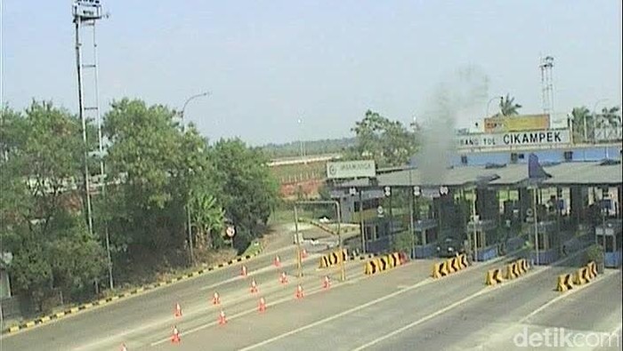 Tol Cipali Padat, Exit Cikampek-Simpang Mutiara Sampai Jomin Lancar
