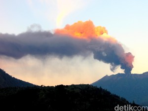 Gunung Raung Erupsi, Bandara Juanda dan Malang Segera Ditutup