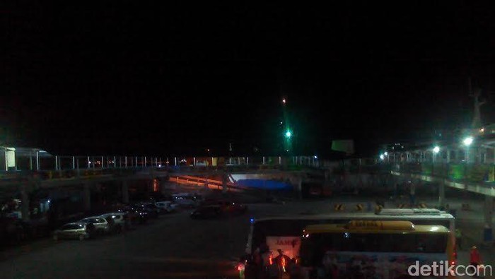 H-4 Lebaran, Pelabuhan Merak Masih Sepi