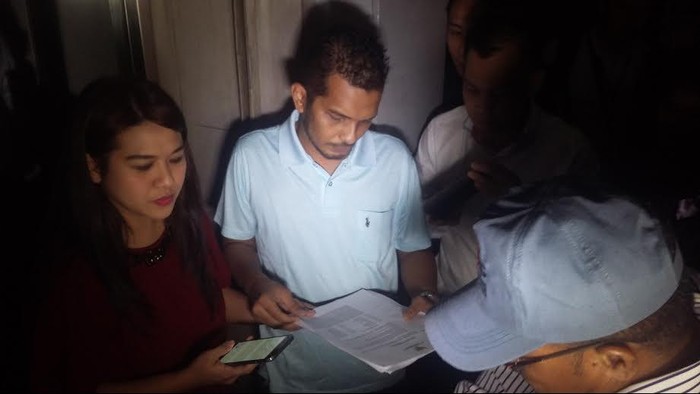 Usai Digeledah KPK, Kantor OC Kaligis Terkunci