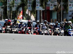 Jalur Alternatif Cikalong Menuju Pantura Dijejali Motor Pagi ini