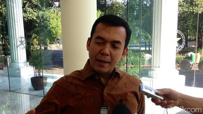 Temui JK, Pindad Laporkan Bisa Bikin Amunisi Kaliber Besar