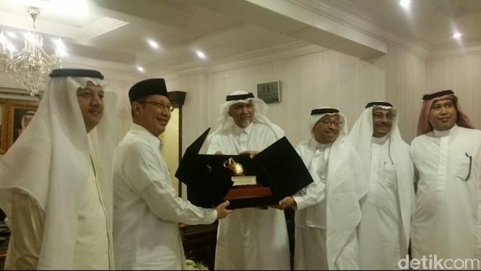 Musim Haji Tahun Ini, Ada Permadani Baru dan Stop Kontak Baru
