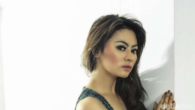 Curhat Model Seksi Vitalia Sesha dan Penyesalan Terjebak Narkoba