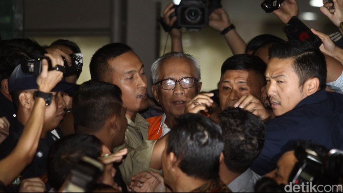 KPK Periksa Afrian Bondjol dan Kolega Terkait Kasus Suap Hakim PTUN Medan