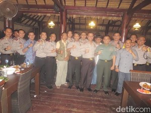 Buka Puasa Bareng, Polres Jakbar Eratkan Silahturahmi dengan Dandim