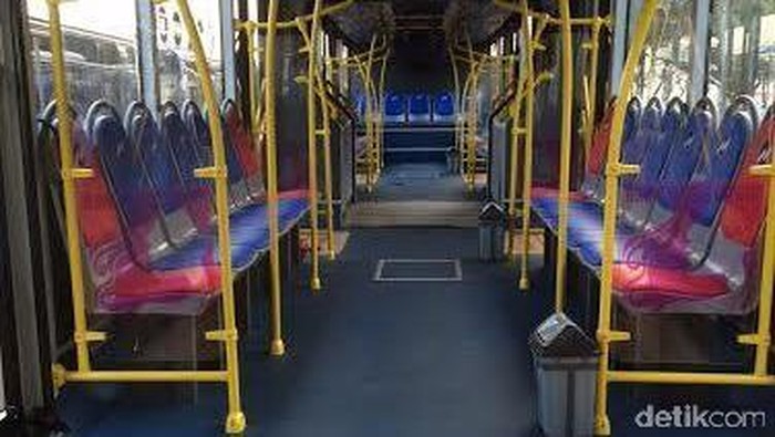 Besok 5 Armada Diluncurkan, Dirut TransJ Jajal Bus Merek Scania