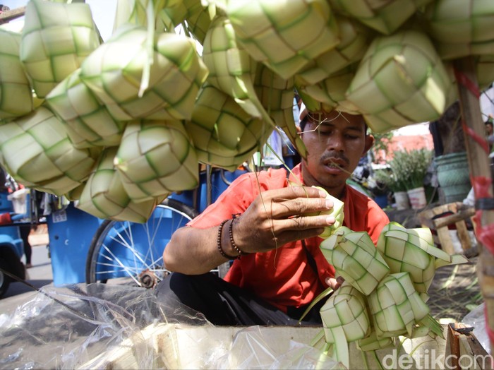 Pembantu Mudik? Awas Jangan Jadi Sering Jajan di Luar