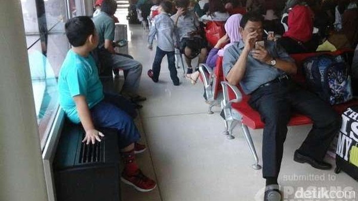 Begini Suasana Ramai Bandara Soekarno Hatta di H-2 Lebaran