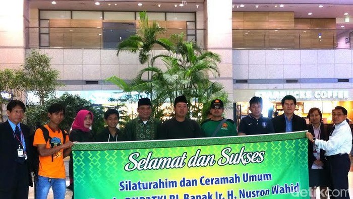 Tengok Ribuan TKI, Nusron Wahid ke Korea Selatan