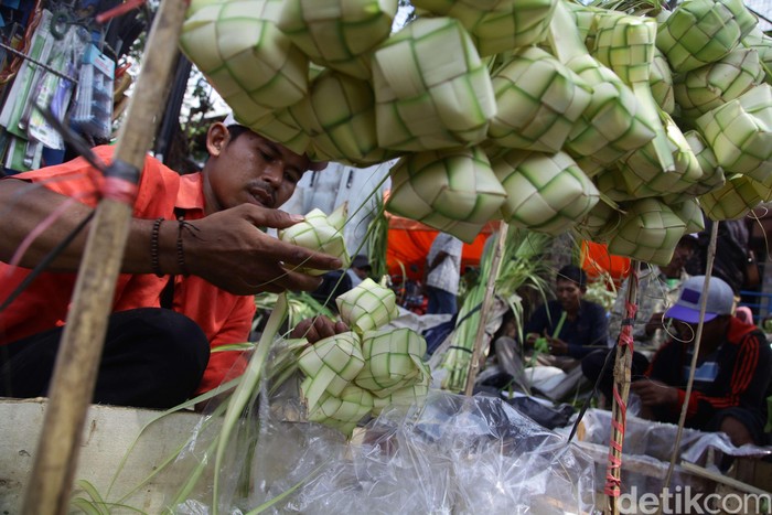 Pemerintah Lebaran Rabu, Keraton Surakarta Tetapkan Kamis