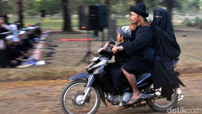 Jamaah An-Nadzir Rayakan Idul Fitri Kamis Besok