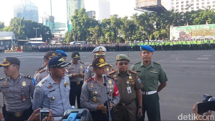 Ingat! Polisi akan Tilang Konvoi Takbir Keliling yang Tak Pakai Helm