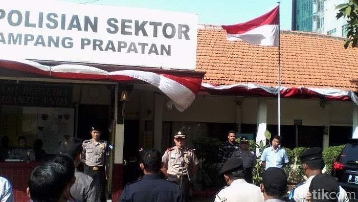 Selain Motor, Polsek Mampang Terima Penitipan Kunci Rumah