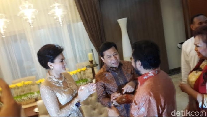 Lebaran, Yorrys Sambangi Setya Novanto