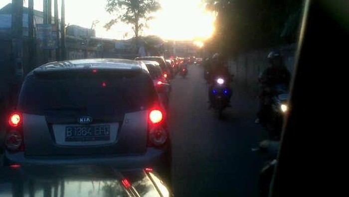 Imbas Macet di Tol Jagorawi, Macet Tak Berujung di Jalur Alternatif Bogor