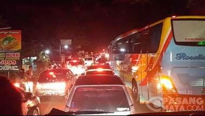 Malam ini, Kemacetan Cipali-Pejagan Luar Biasa!