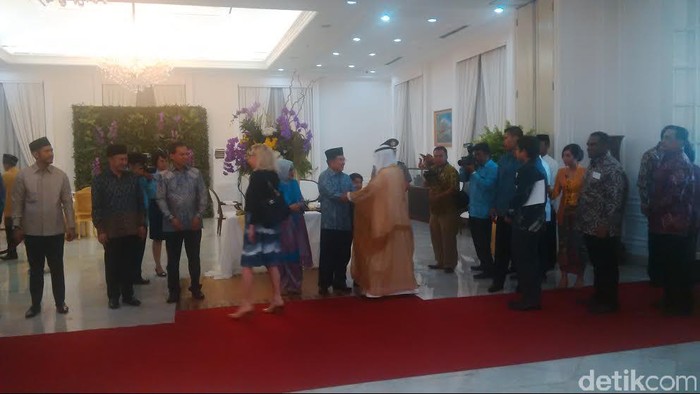 Gelar Open House, JK Terima Pejabat Negara, Politikus Sampai Duta Besar