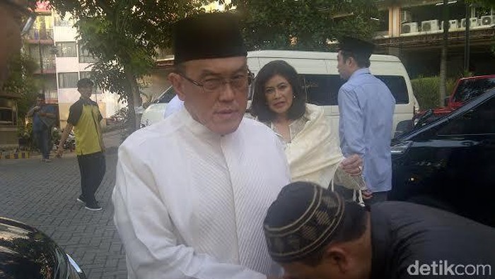 Ical: Nggak Ada Pilkada Waktu Lebaran