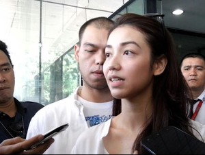 Ingin Jenguk Papa OC Kaligis, Velove Vexia Datangi KPK