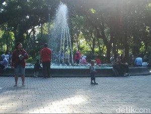 Libur Lebaran Pertama, Taman Suropati Jadi Pilihan Warga Jakarta