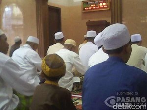 Sebagian Muslim di Cipinang Muara Baru Salat Id Sabtu, Ini Alasannya
