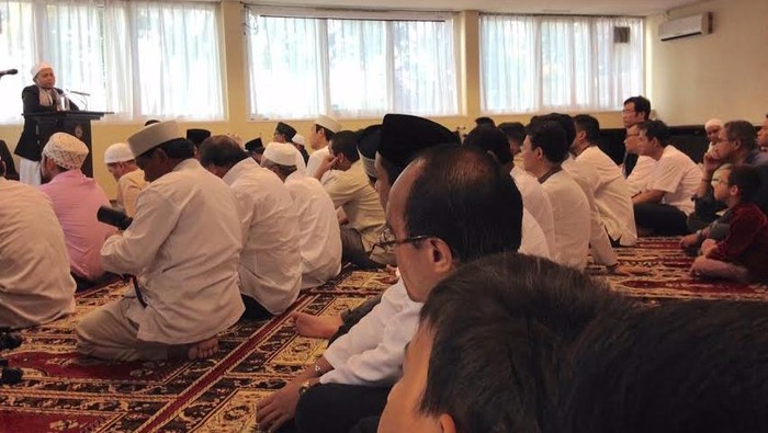 Khutbah Id di Jenewa: Beri Manfaat dan Tebarkan Kasih Sayang