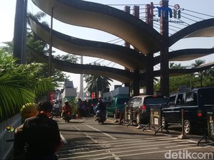 Warga Tak Mudik Tapi Rindu Kampung Halamannya, Bisa Wisata ke TMII