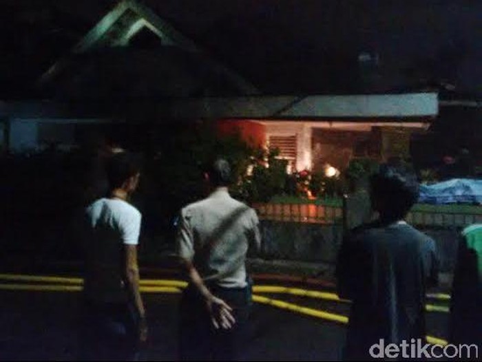 Ditinggal Mudik, Rumah Dokter di Otista Jaktim Terbakar