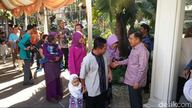 Ini Penjelasan Lengkap Wapres JK Soal Insiden Tolikara yang Dipicu Speaker Ini Penjelasan Lengkap Wapres JK Soal Insiden Tolikara yang Dipicu Speaker