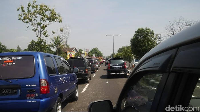Weekend Lebaran, Ruas Solo-Yogyakarta Padat