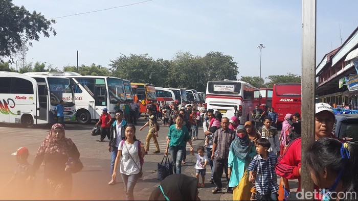 Puncak Arus Balik di Terminal Kampung Rambutan Diprediksi Rabu