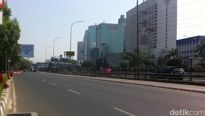 Saatnya Menikmati Jakarta, Sudirman dan Gatsu Masih Lengang
