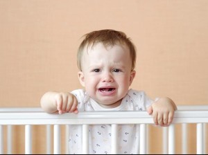 Begini Dampaknya Jika Televisi Dijadikan Baby Sitter