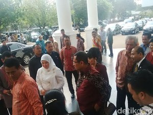 Begini Suasana Halalbihalal Jokowi dengan Para Menteri di Istana