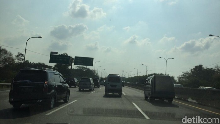 Tol Cikampek Baru Lancar Setelah Lewati KM 51