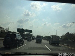 Tol Cikampek Baru Lancar Setelah Lewati KM 51