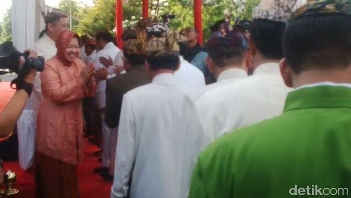 Halal Bihalal dengan PNS, Risma: Saya juga Minta Maaf