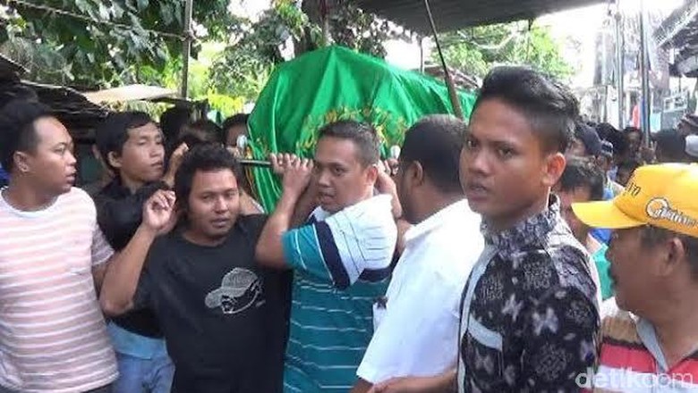 Pojok Pitu Pemkab Nganjuk Santuni Keluarga Korban Air