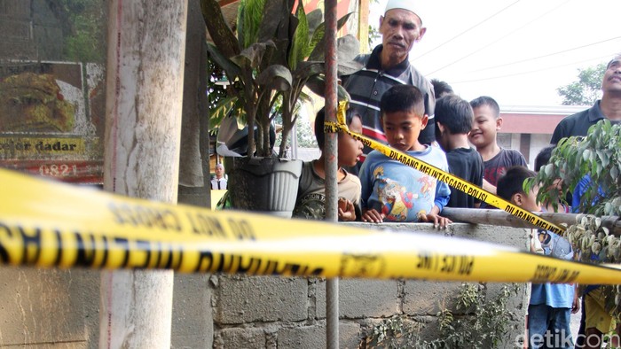 Polisi Cari Pemilik Bom Ikan yang Meledak di Makassar