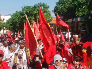 PDIP Gugat Aturan KPU yang Tunda Pilkada Bila Hanya Ada Calon Tunggal