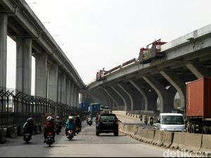 Truk Besar Dapat Diskon Tarif Tol Akses Tanjung Priok