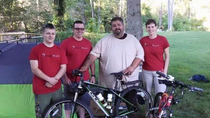 Pria Gemuk Ini Keliling Amerika Naik Sepeda demi Menangkan Hati Istri