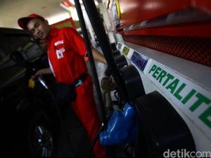 Pertamina Ingin Alihkan 30% Konsumen Premium ke Pertalite
