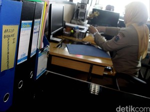 Catat! PNS Wajib Kerja 37,5 Jam Per Minggu, yang Bolos Bisa Dipecat