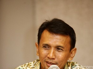 Pihak Gerry: OC Kaligis Pakai Mobil Gubernur Gatot Saat Temui Hakim