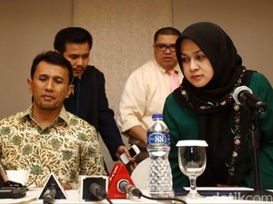 Gubernur Gatot dan Evy Penuhi Panggilan KPK, Bungkam Ditanya Soal Penahanan