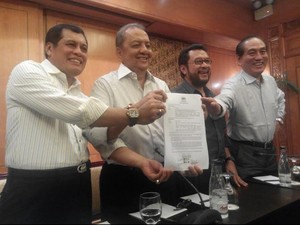 Kubu Ical dan Agung Cs Buat Surat Kesepakatan Soal Calon di Pilkada