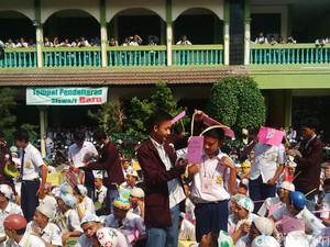 Temukan Perpeloncoan Berbau Komersil di 2 SMK Tangerang, Mendikbud Geram