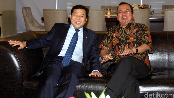 Novanto Mundur, Priyo: Terlambat, Tapi Lebih Baik Daripada Dimundurkan